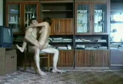 Домашнее порно чьих-то родителей из 80-х