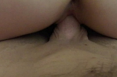 Крупным планом жена сверху (любительское)