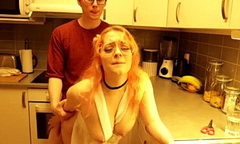 DanyMuse из команды BlackStar жестко трахнул фанатку на ее же кухне