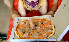 Русские придумали пицу с хуем!