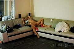 Скрытая камера из коттеджа на РУБЛЁВКЕ