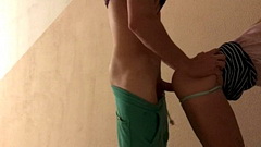 Чпокнул в подъезде бухую Аню