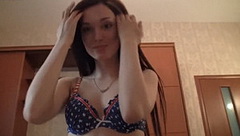 Худощавая Маша разделась на камеру и была оттрахана