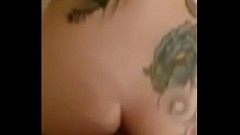 Анальный домашний секс с татуированной бабой