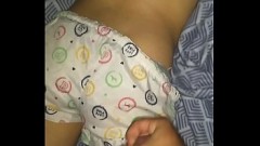 Выебал свою младшую сестренку пока та спит