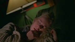 Во сне довела себя до сквирта