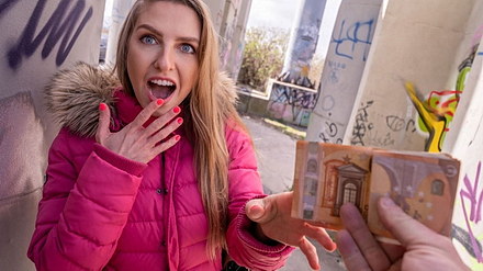 Поимел шлюху за бабки